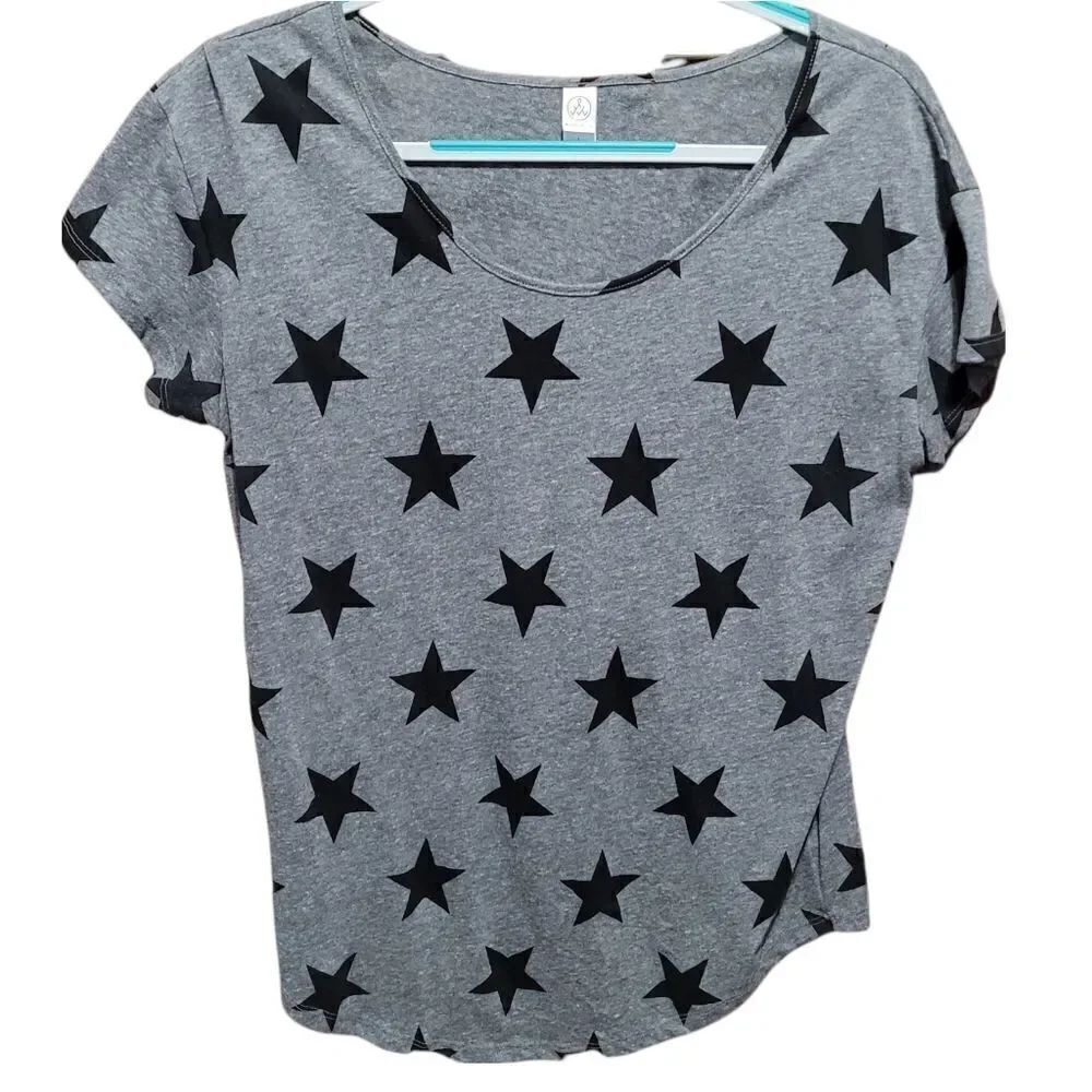 Alternative stars tee